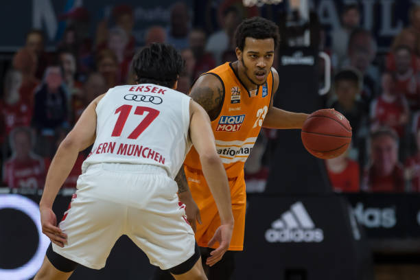 德弗里与巴 德弗里与巴