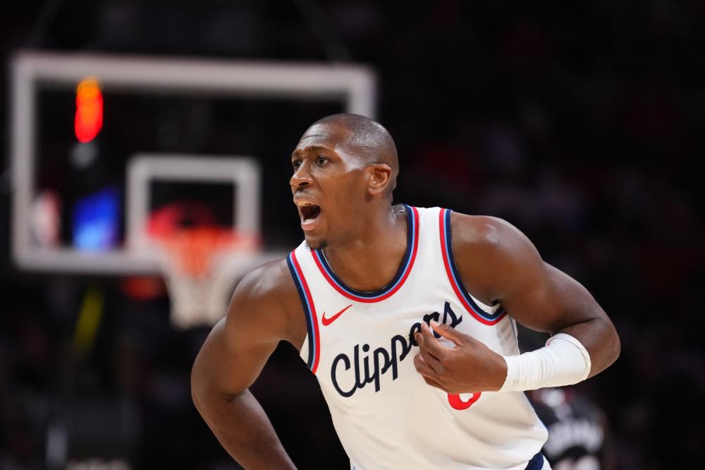 他毫不松懈 他毫不松懈